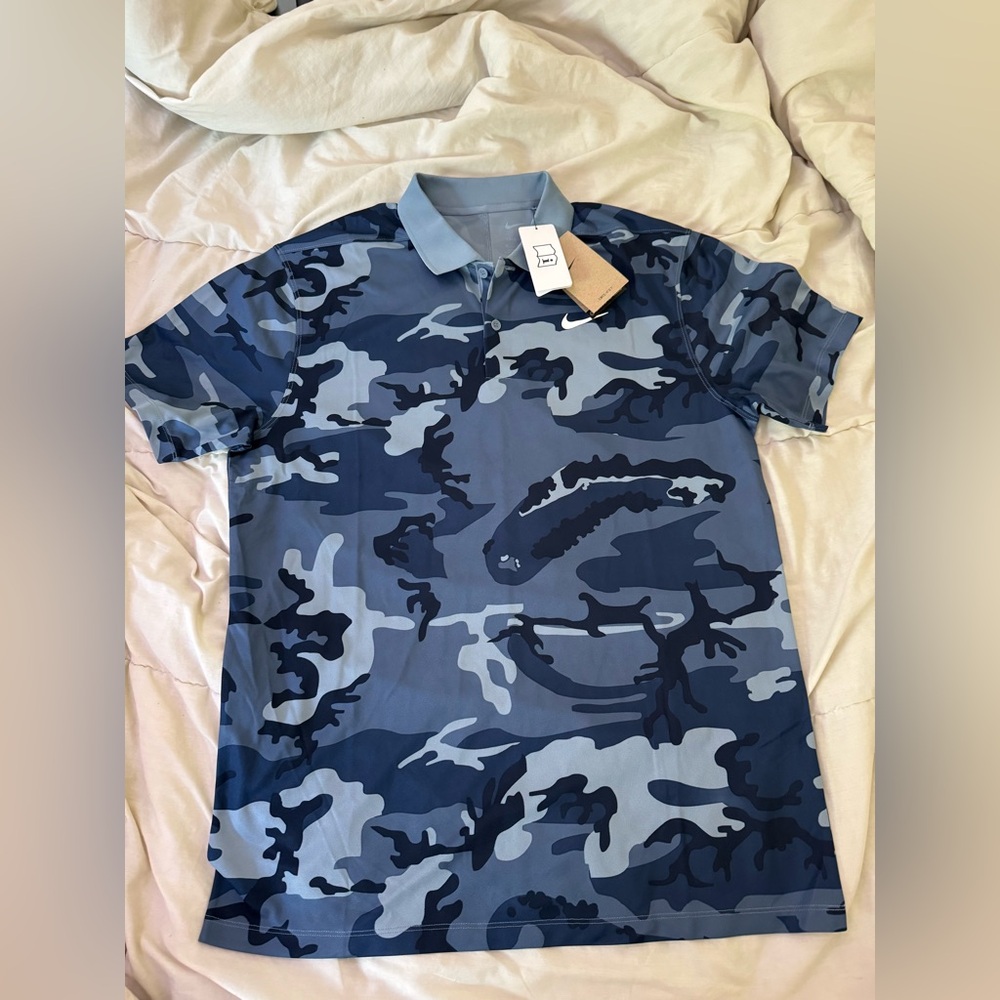Nike dri-fit unreleased camo polo NWT size M